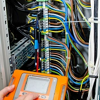  PQM-710 Анализатор параметров качества электрической энергии